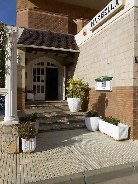 Penzion Pension Marbella Roses Španělsko